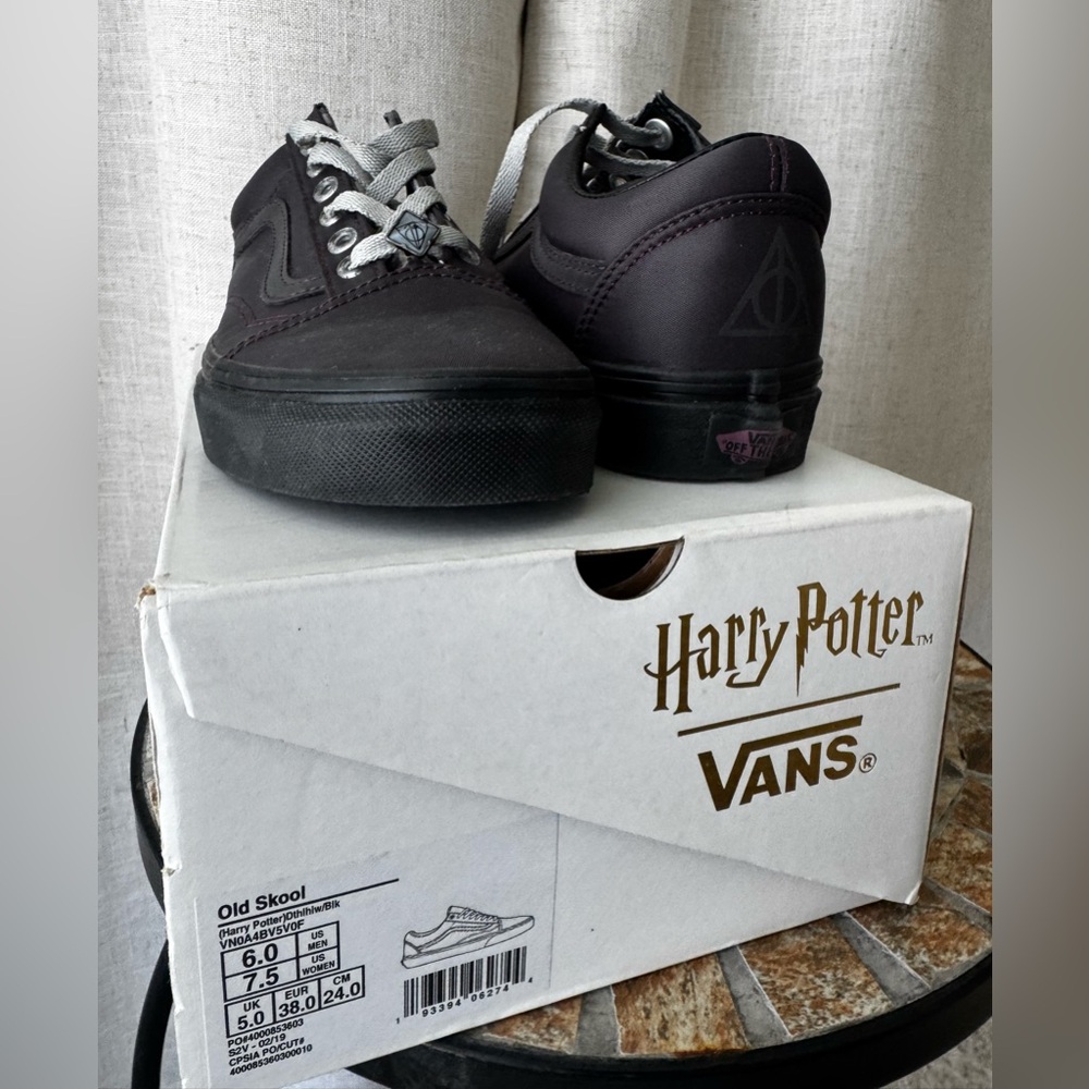 Vans x Harry Potter Deathly Hallows Sneakers Size 7.5 Women / 6 Men